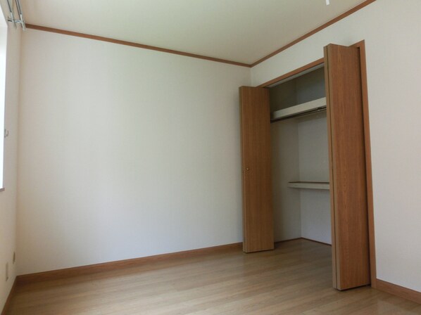 サニーパークの物件内観写真